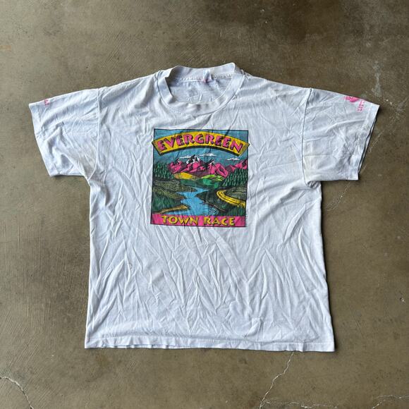 VINTAGE 90S EVERGREEN TOWN RACE T-SHIRT SINGLE STITCH RETRO GRAPHIC MENS LARGE - Picture 1 of 6